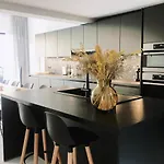 Nyaman Дом отдыха *