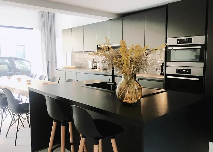 Nyaman Holiday home *